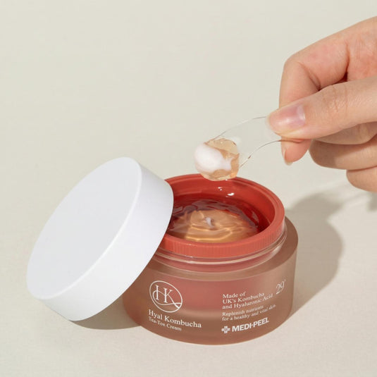 Translation missing: es.MEDIPEEL Hyal Kombucha Tea-Tox Cream – Crema facial hidratante con kombucha 50ml
